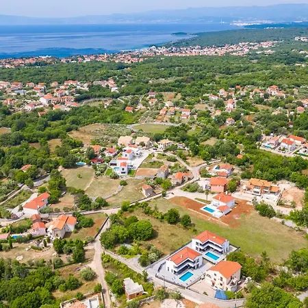 Villa Graefin Malinska Exterior photo